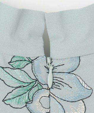 GRACE CONTINENTAL フラワー刺繍ボウタイワンピース ブルー