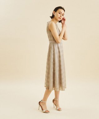 シャイニーembドレス / GRACE CONTINENTAL | GRACE CONTINENTAL シャイニーembドレス / GRACE CONTINENTAL | GRACE CONTINENTAL