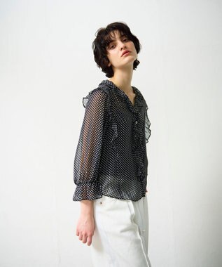 GRACE CONTINENTAL ドットラッフルブラウス ブラック