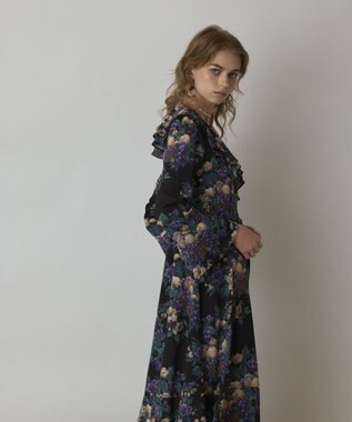 GRACE CONTINENTAL ボタニカルベリープリントワンピース ブラック