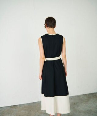 GRACE CONTINENTAL 配色ポンチフレアワンピース ブラック