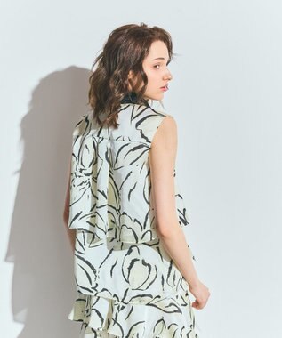 GRACE CONTINENTAL プリントレイヤードノースリーブ キナリ