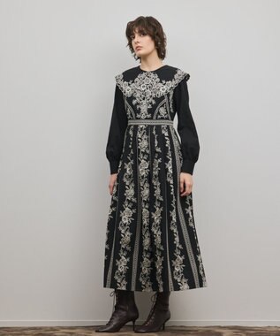 GRACE CONTINENTAL パターン刺繍ワンピース