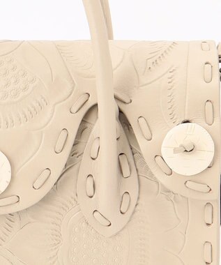 GRACE CONTINENTAL Maestra S エクリュ