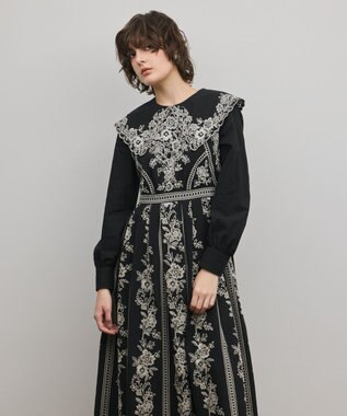 GRACE CONTINENTAL パターン刺繍ワンピース ブラック