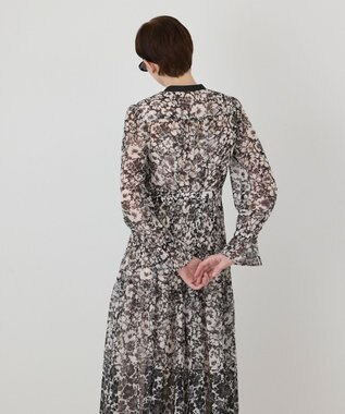 GRACE CONTINENTAL アーバンボタニカルワンピース ベージュ
