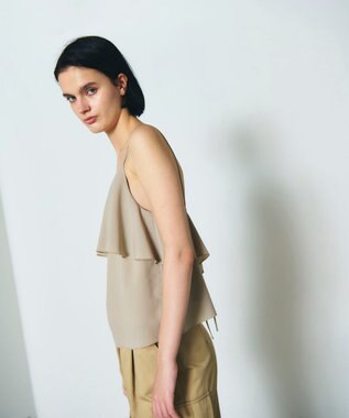 GRACE CONTINENTAL フリルキャミソール ベージュ