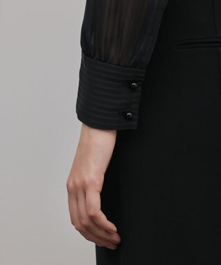 GRACE CONTINENTAL ストライプボウブラウス ブラック