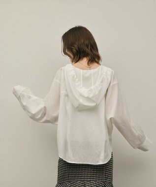 GRACE CONTINENTAL フードシャツ ホワイト