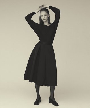 GRACE CONTINENTAL ボリュームサテンタックスカート ブラック