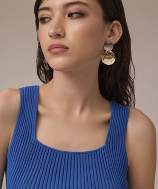 GRACE CONTINENTAL シアーフリルニットトップ ブルー