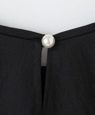 GRACE CONTINENTAL ランタンスリーブトップ ブラック