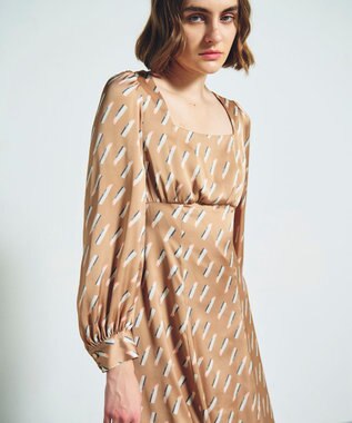 GRACE CONTINENTAL バックシャンリップドレス ベージュ