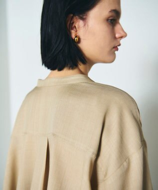 GRACE CONTINENTAL バックシャンオーバーシャツ ベージュ