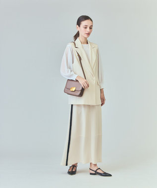 GRACE CONTINENTAL トリアセテーラードジレ キナリ