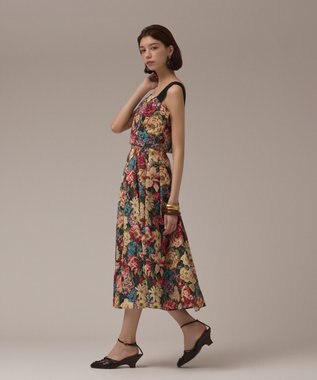 GRACE CONTINENTAL アンティークフラワータックスカート レッド