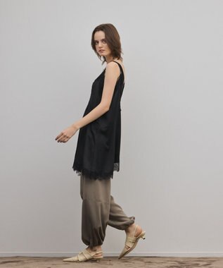 GRACE CONTINENTAL サテンレースキャミ ブラック