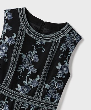 GRACE CONTINENTAL 【イベント店舗・ONLINE STORE先行アイテム】フラワーライン刺繍ドレス ブラック