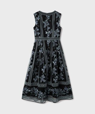 GRACE CONTINENTAL 【イベント店舗・ONLINE STORE先行アイテム】フラワーライン刺繍ドレス ブラック