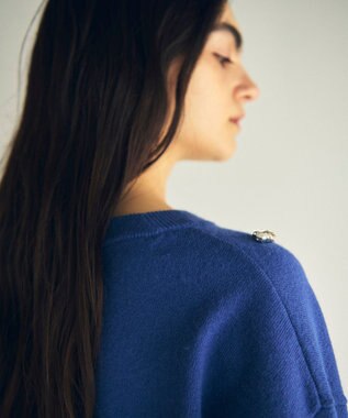 GRACE CONTINENTAL マルチビジューニットトップ ブルー