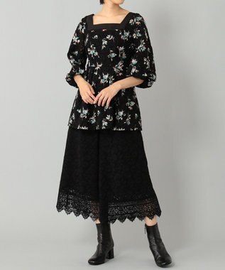レース刺繍スクエアネックトップ / GRACE CONTINENTAL | GRACE