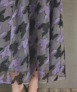GRACE CONTINENTAL 千鳥刺繍チュールスカート パープル