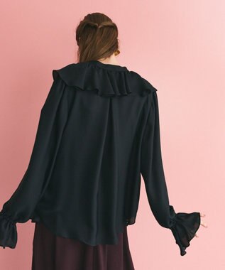 GRACE CONTINENTAL スキッパーラッフルブラウス ブラック