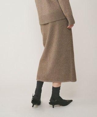 GRACE CONTINENTAL フィルムヤーンニットスカート ベージュ