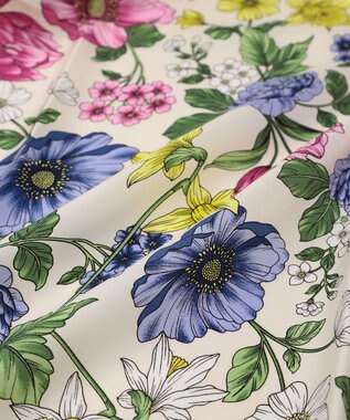 GRACE CONTINENTAL フラワーシルクスカーフ キナリ