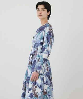 GRACE CONTINENTAL タックフレアプリントワンピース ブルー