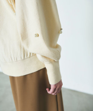 GRACE CONTINENTAL パールドットニットトップ ホワイト
