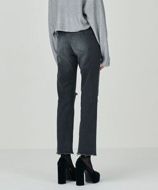 GRACE CONTINENTAL スリムブラックデニムパンツ ブラック