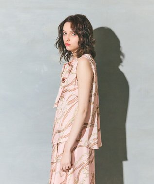 GRACE CONTINENTAL チェーンプリントボウタイブラウス ピンク