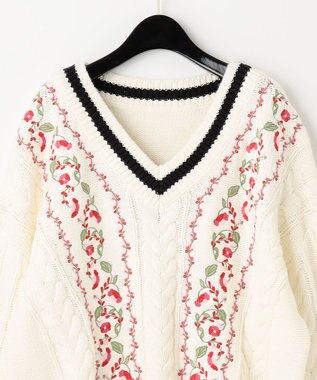 ケーブル刺繍ニットトップ / GRACE CONTINENTAL | GRACE CONTINENTAL