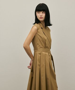 GRACE CONTINENTAL カシュクールタックフレアワンピース ベージュ