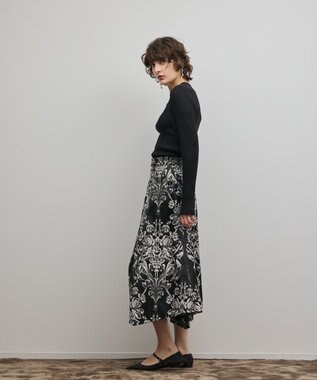 GRACE CONTINENTAL オーナメントジャガードハンカチヘムスカート ブラック