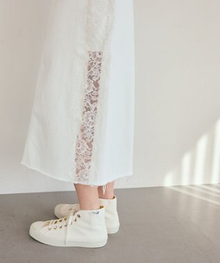 GRACE CONTINENTAL サイドレースデニムスカート ホワイト