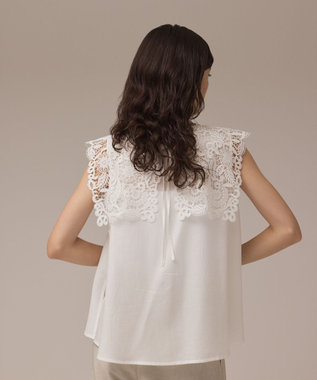 GRACE CONTINENTAL パターンレースカラーブラウス ホワイト