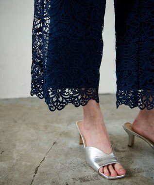 GRACE CONTINENTAL レースストレートパンツ ネイビー