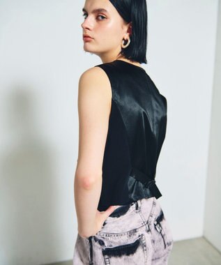 GRACE CONTINENTAL トリアセショートジレ ブラック