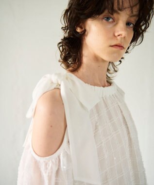 GRACE CONTINENTAL チュールフリルフレアトップ ホワイト