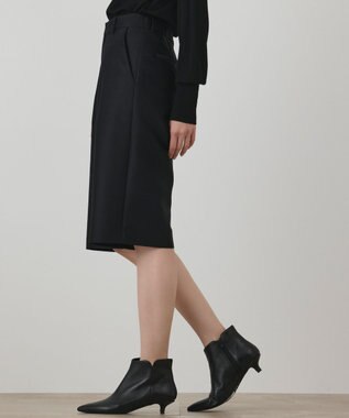 GRACE CONTINENTAL ウールシルクハーフパンツ ブラック