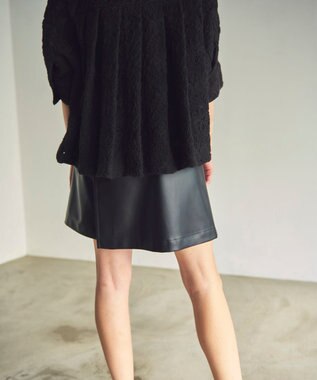 GRACE CONTINENTAL フェイクレザーミニスカート ブラック