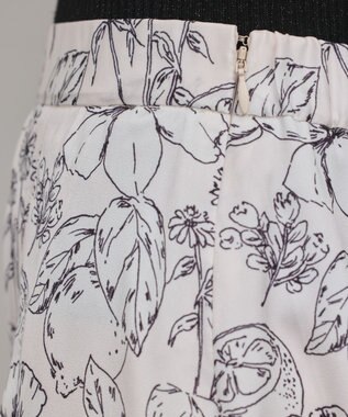 GRACE CONTINENTAL フルーツフラワープリントスカート キナリ