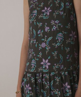 GRACE CONTINENTAL ティアードロングワンピース カーキ