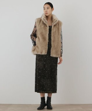 GRACE CONTINENTAL フェイクファージレ ベージュ