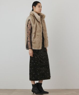 GRACE CONTINENTAL フェイクファージレ ベージュ