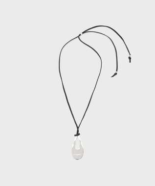 GRACE CONTINENTAL ロゴプレートネックレス ブラック