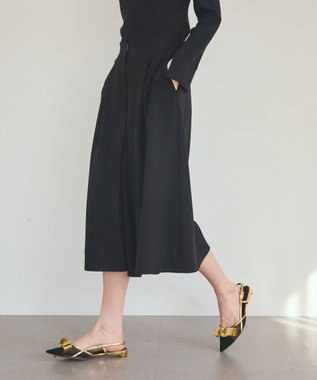 GRACE CONTINENTAL トリアセタックキュロット ブラック