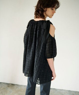 GRACE CONTINENTAL チュールフリルフレアトップ ブラック